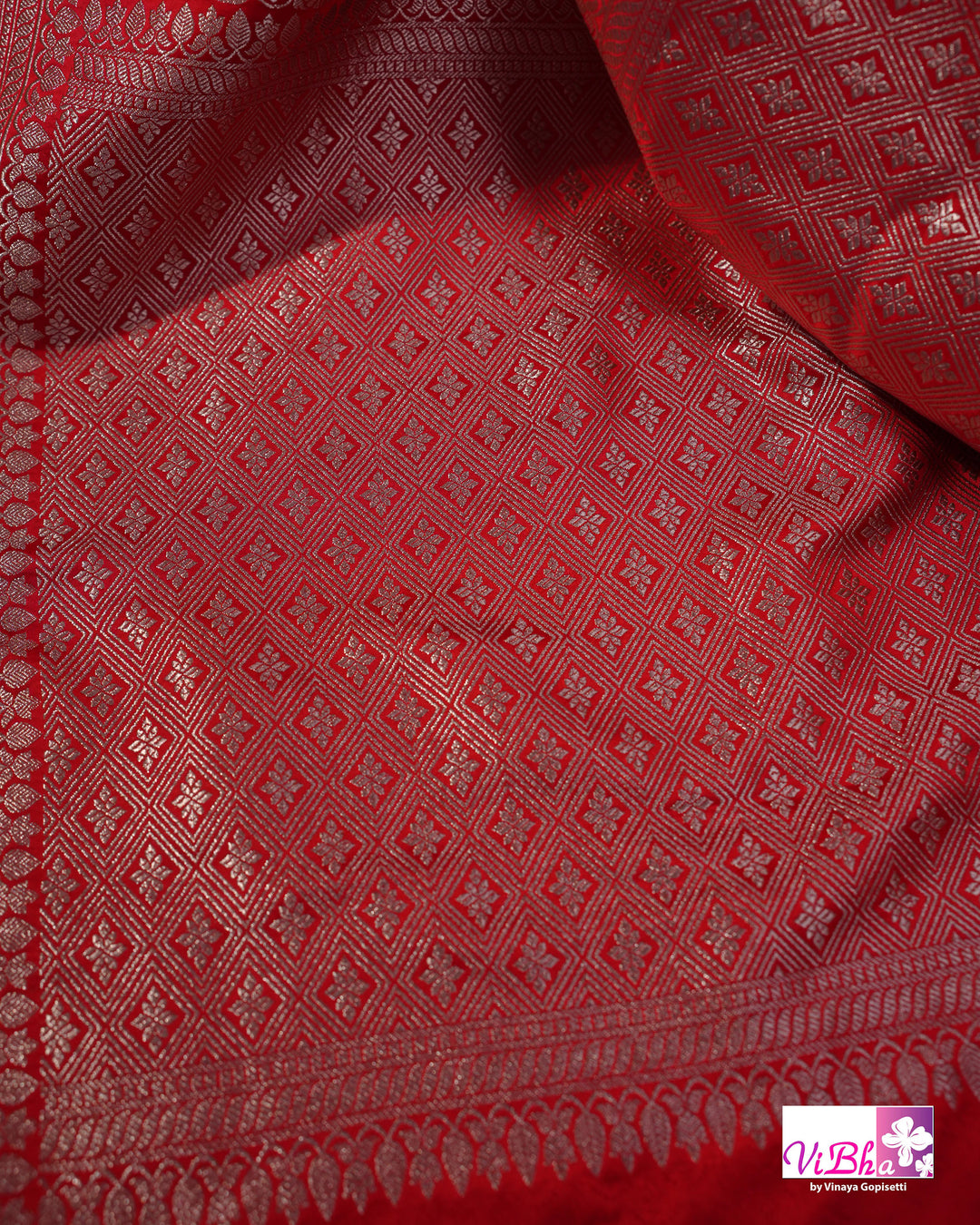 Red small butta Marshu Silk