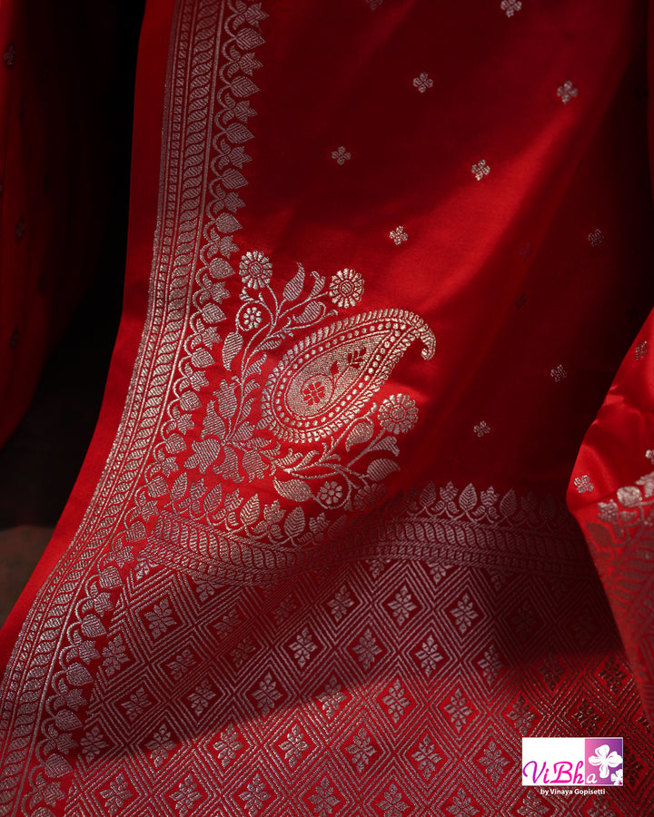 Red small butta Marshu Silk