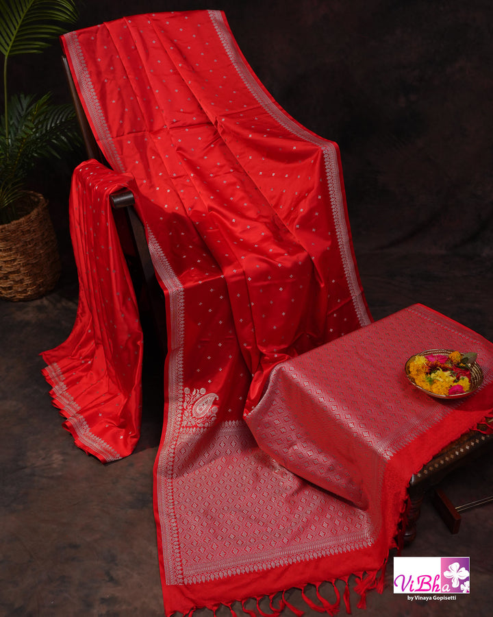 Red small butta Marshu Silk