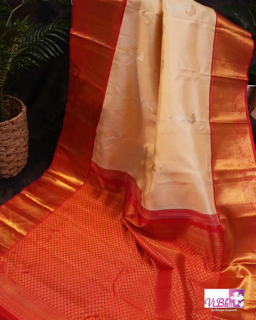 White Red Korvai
