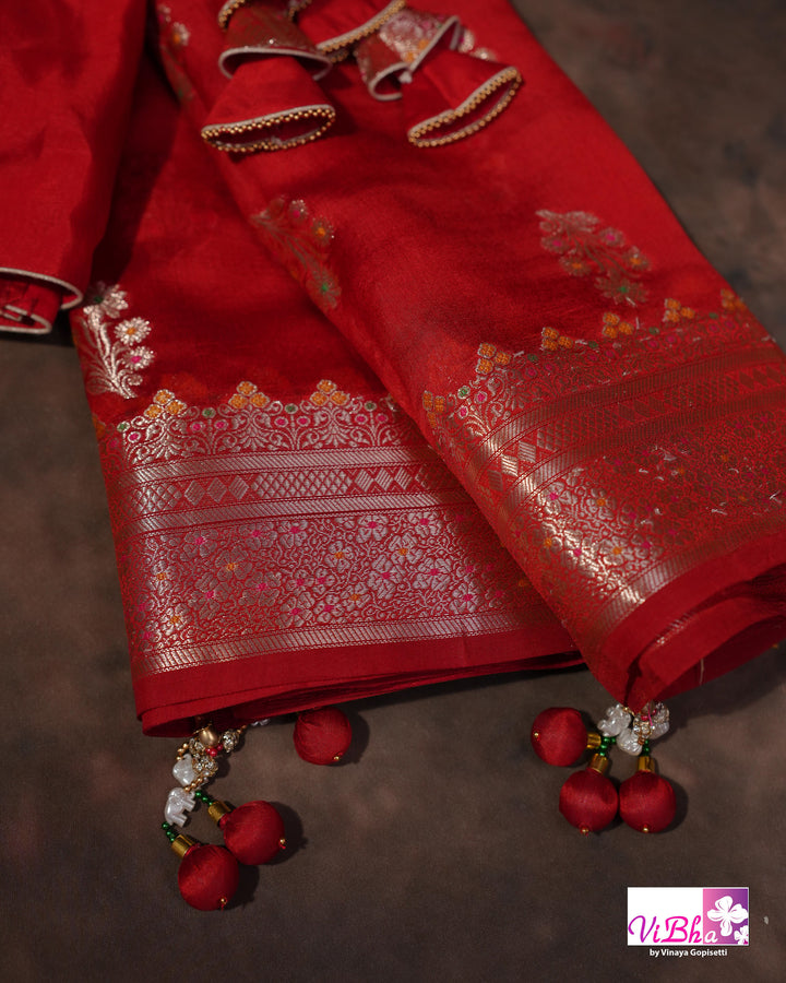 Red Meenakari Cora