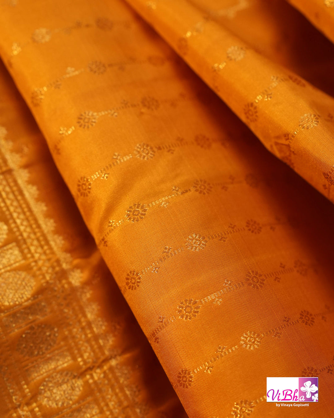 Yellow Gold gap  Border