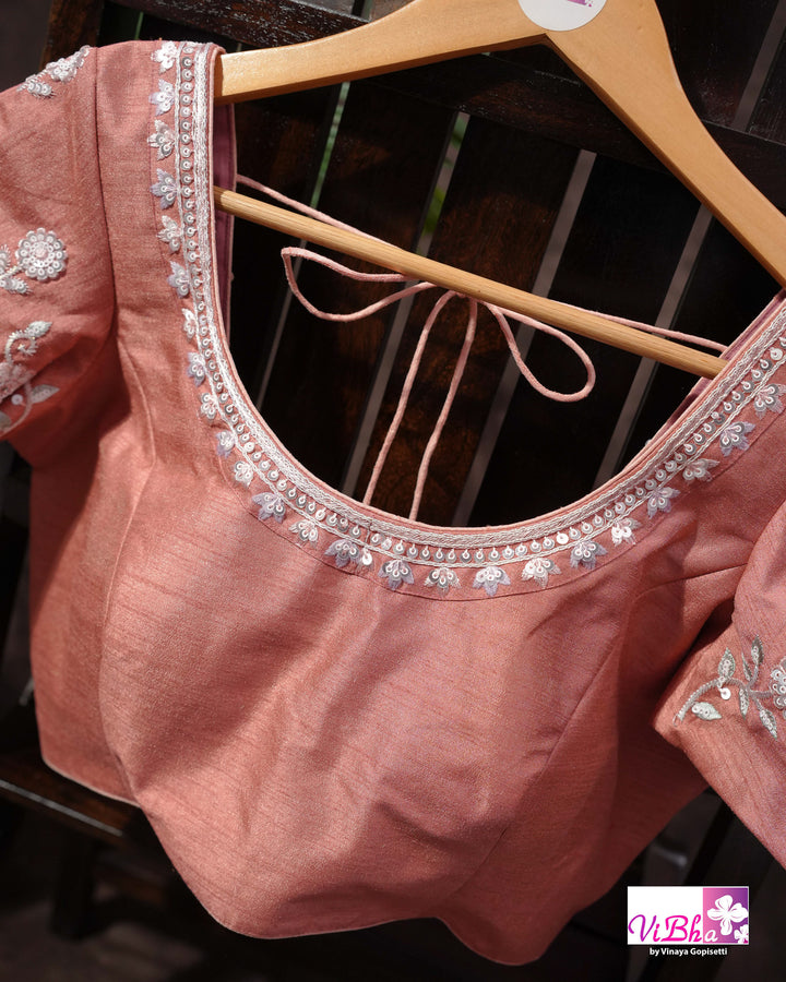 Dusty Rose Designer Saree with Scalloped Floral Embellished Border