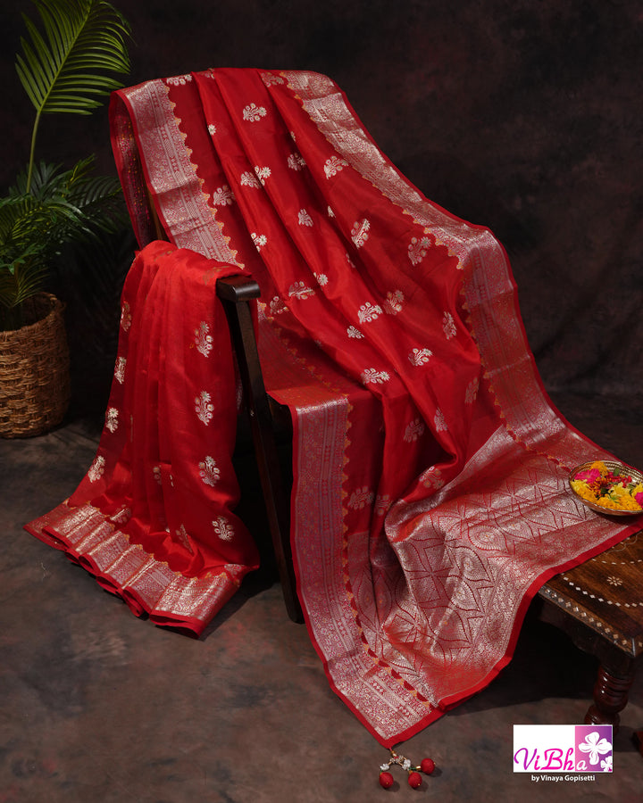 Red Meenakari Cora
