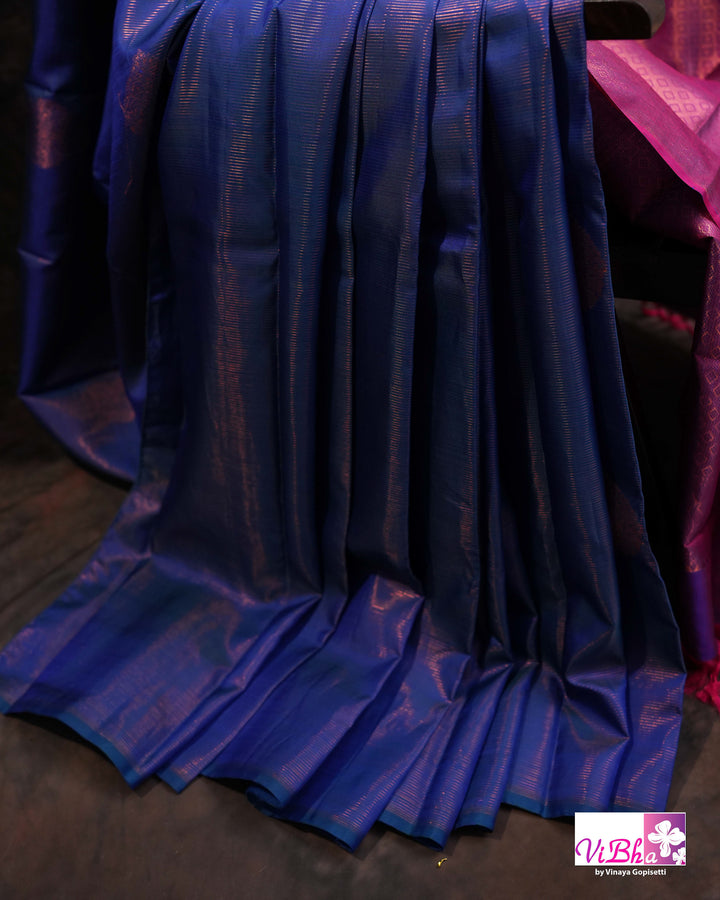 Vairoosi Self - Blue