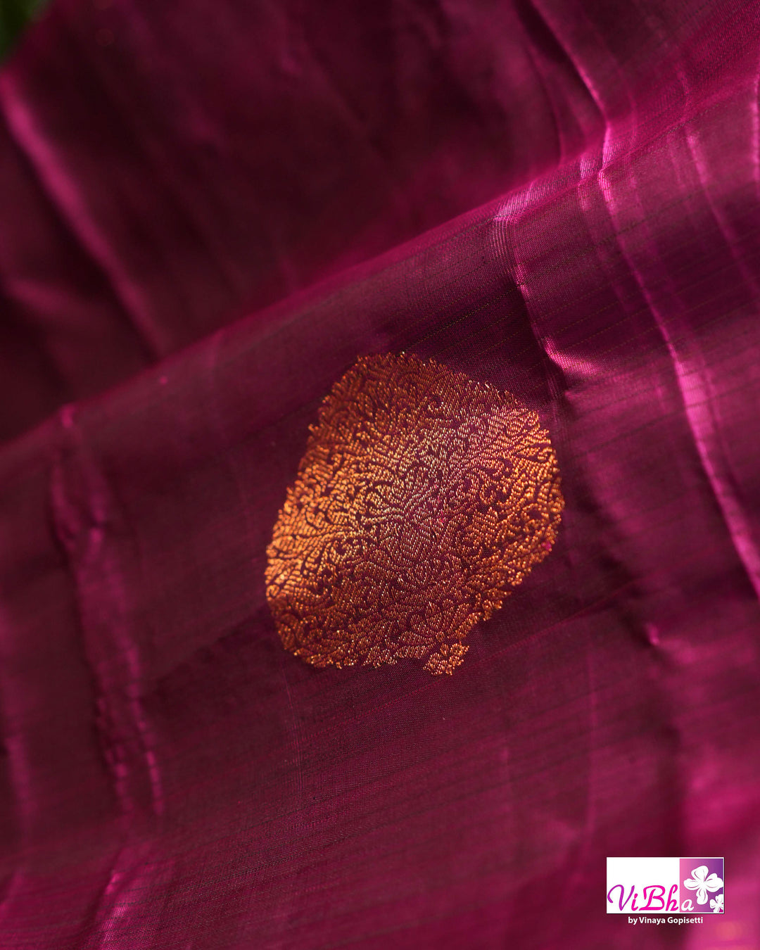 Vairoosi Self - Magenta