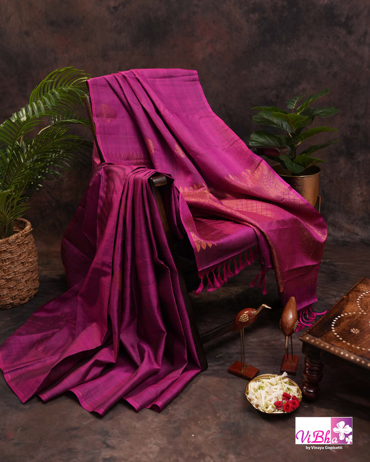 Vairoosi Self - Magenta