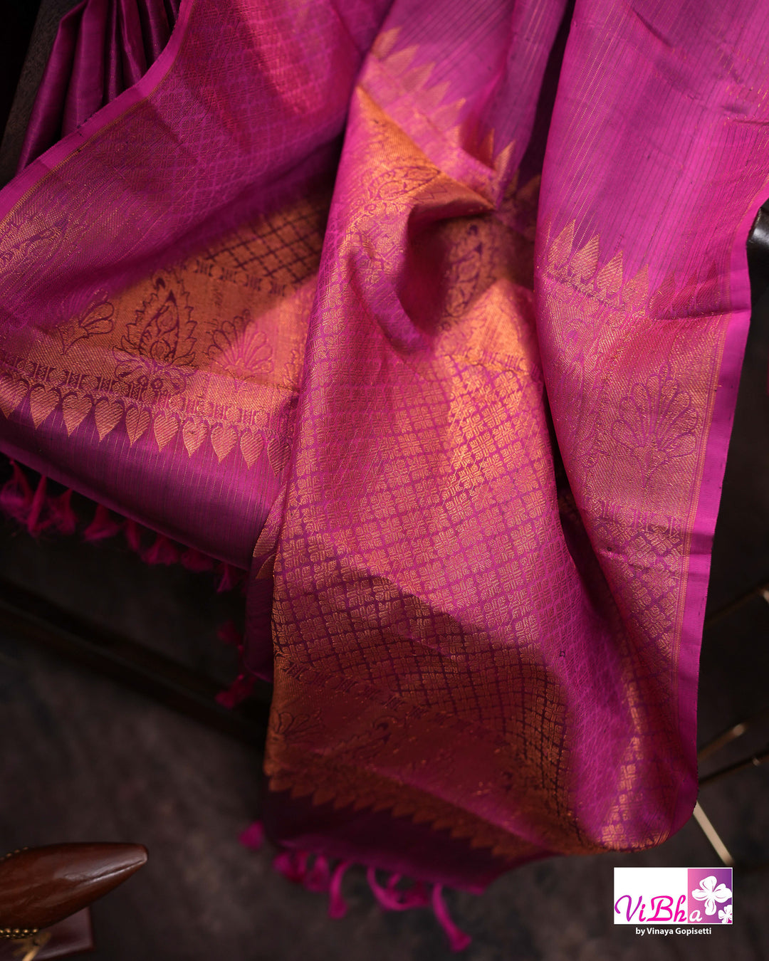 Vairoosi Self - Magenta