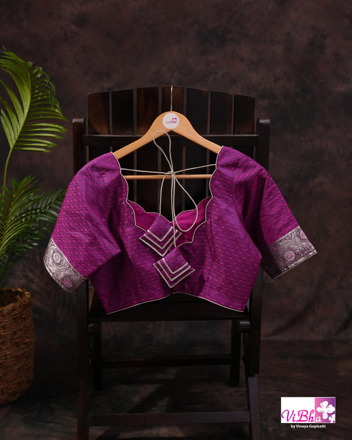 Dual tone purple Jangla Banarasi silk saree
