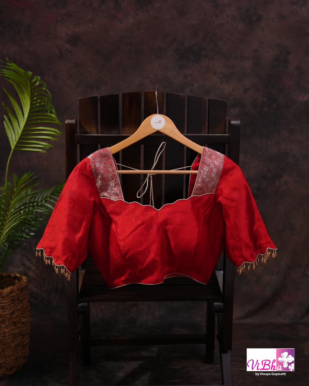 Red Meenakari Cora