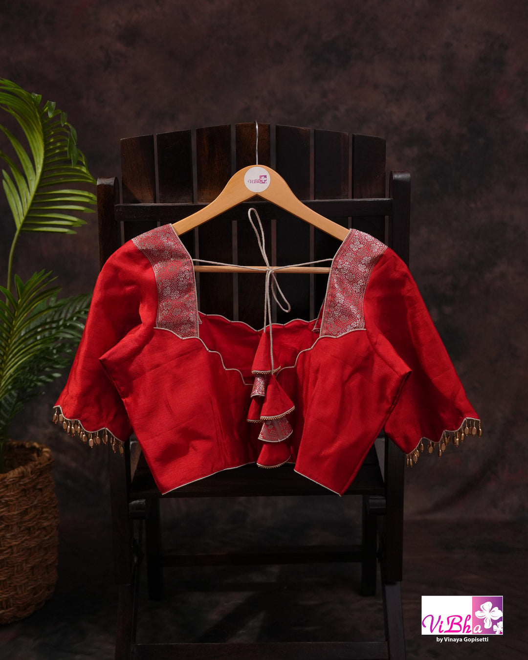 Red Meenakari Cora