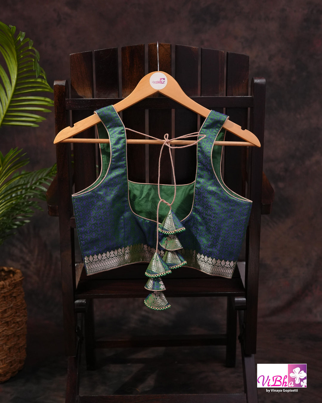 Dual tone Peacock green katan sik