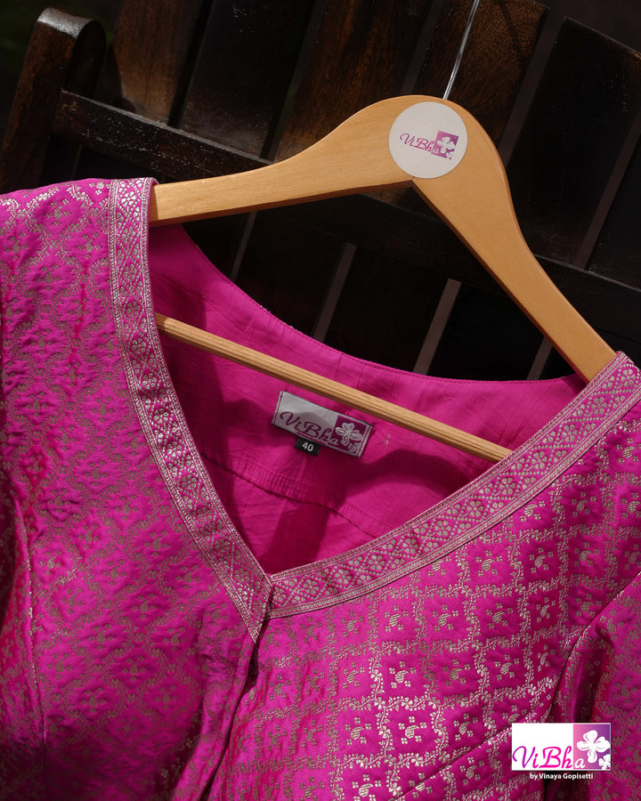 Light and dark pink with blue edge Banarasi silk saree