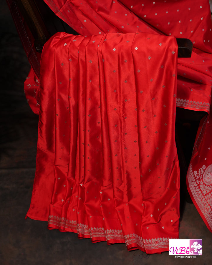 Red small butta Marshu Silk