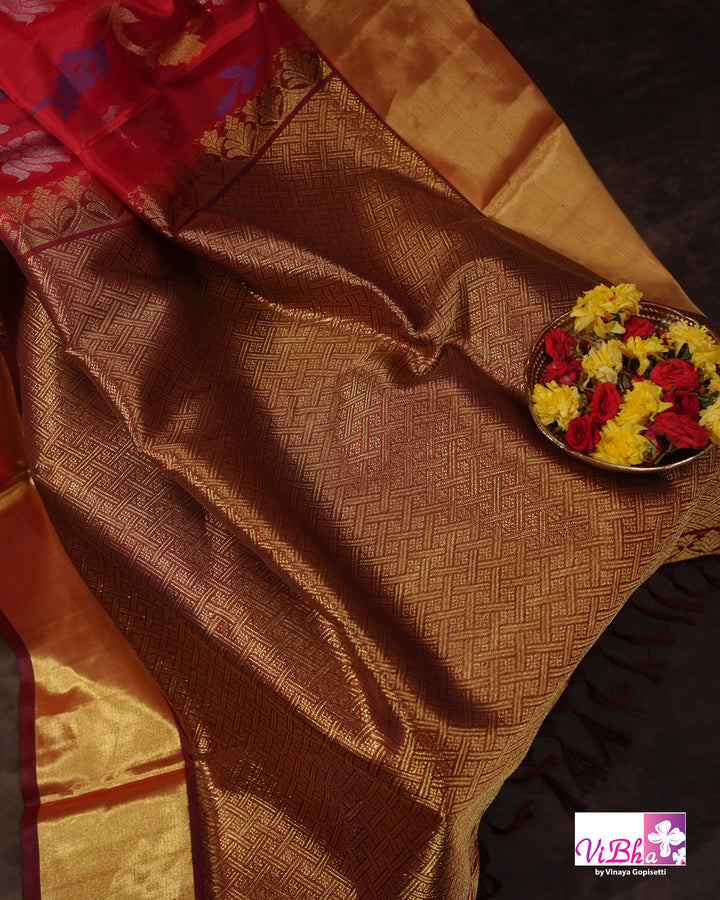 Red Jamdani Kalanjali Motif Venkatagiri Silk Saree with Maroon Blouse