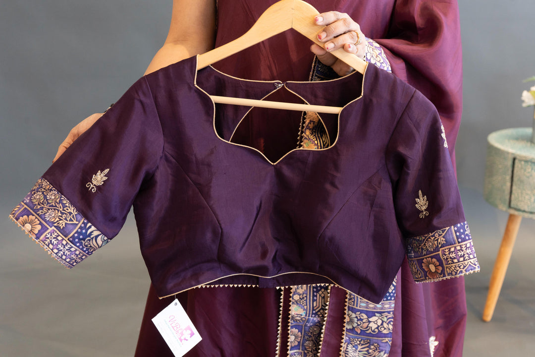 Dark Plum Mushroo Silk Saree With Satin Borders