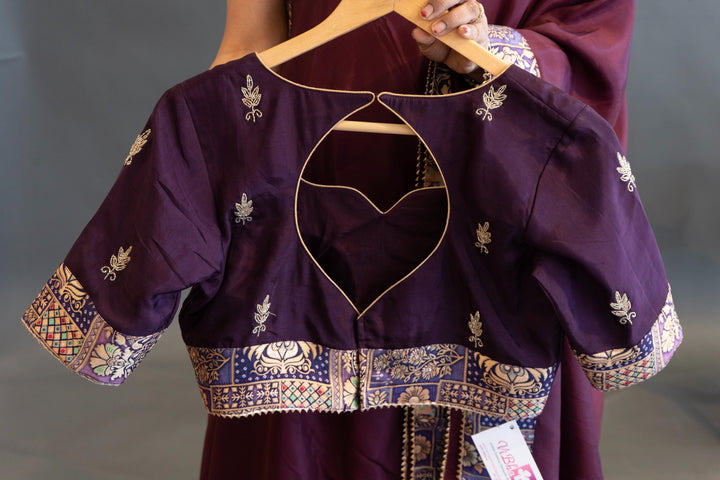 Dark Plum Mushroo Silk Saree With Satin Borders