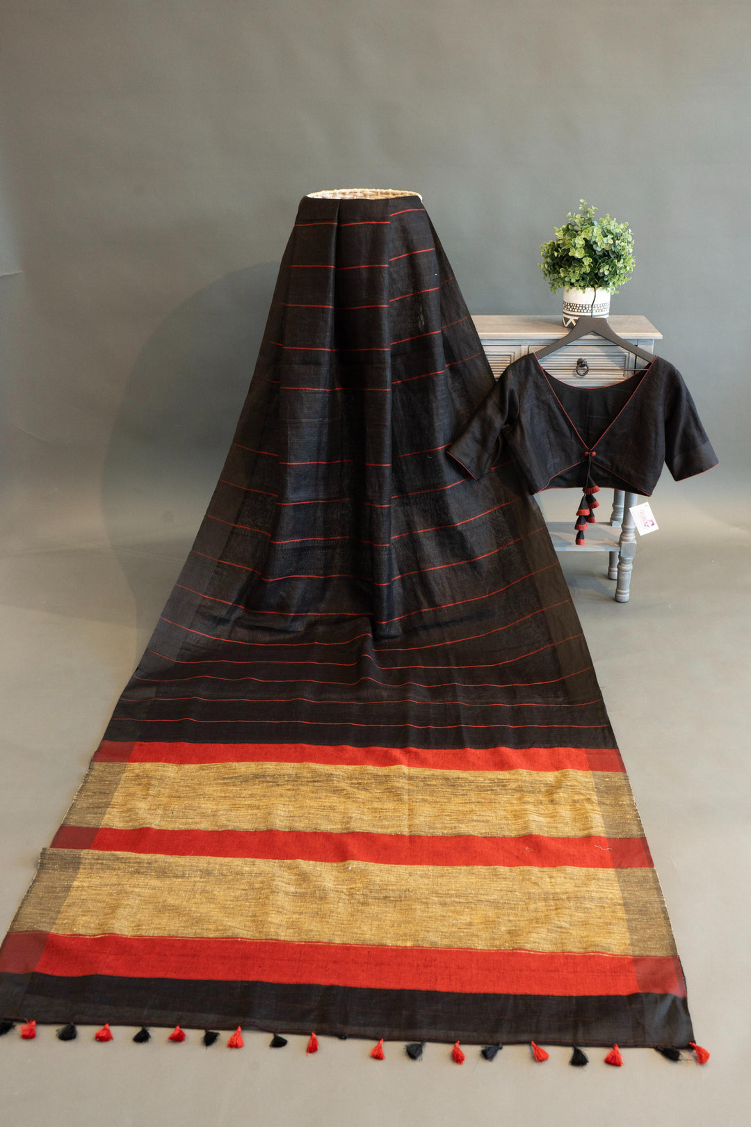 Black And Red Linen Saree And Blouse