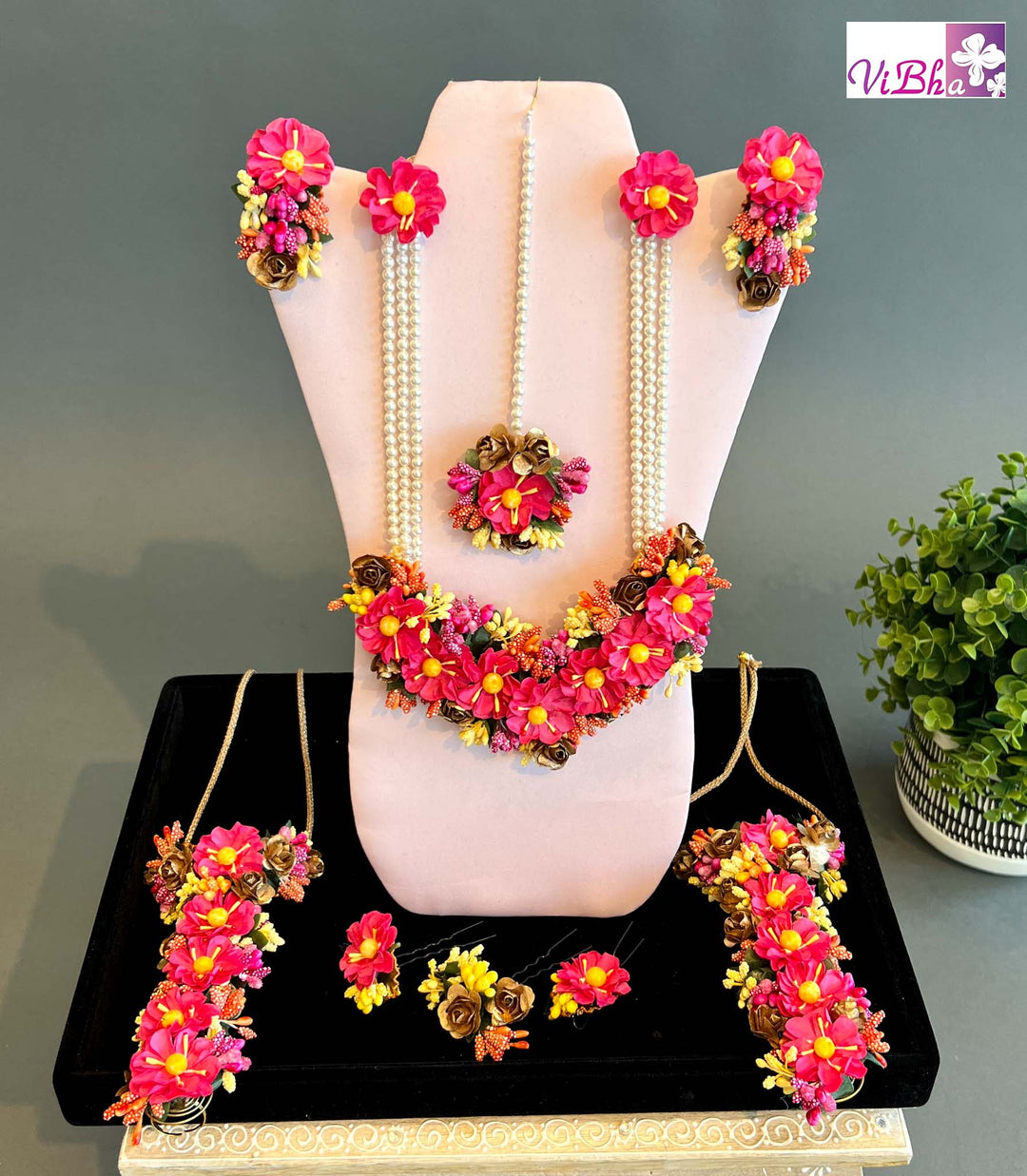 Dark Pink and Yellow Long Chain