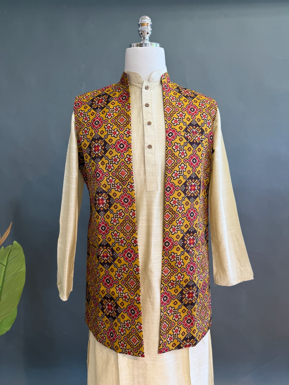 Handloom Long Length Cotton Patola Vest