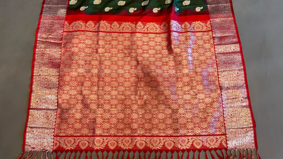 Bottle Green And Red Venkatagiri Silk Saree And Blouse