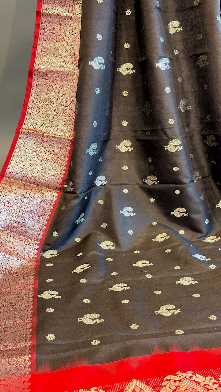 Black And Red Venkatagiri Silk Saree And Blouse