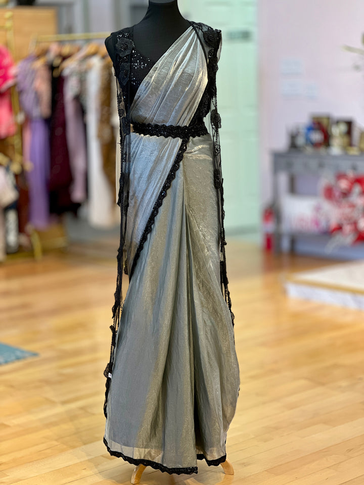 Back view of detachable jacket saree