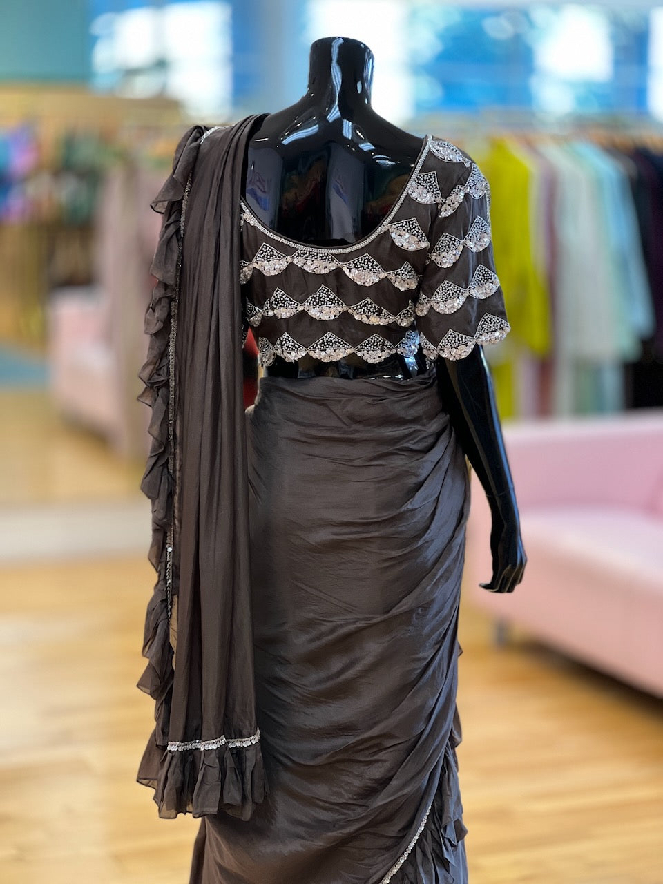 Olive-Brown Saree With Pre-pleated Pallu And Embroidered Blouse With Belt