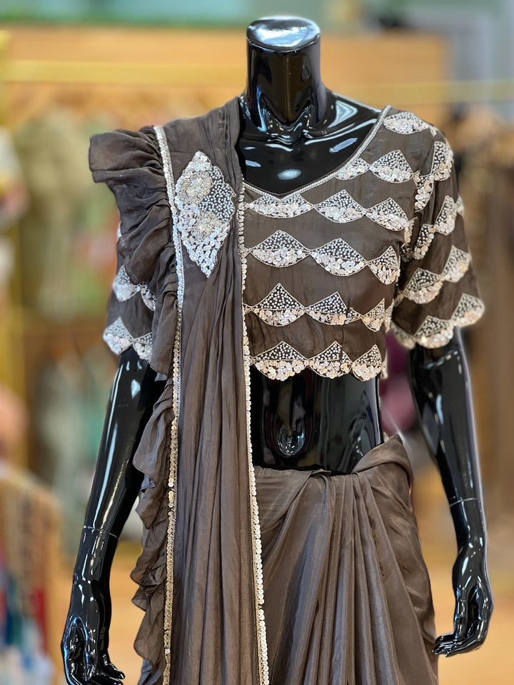 Olive-Brown Saree With Pre-pleated Pallu And Embroidered Blouse With Belt