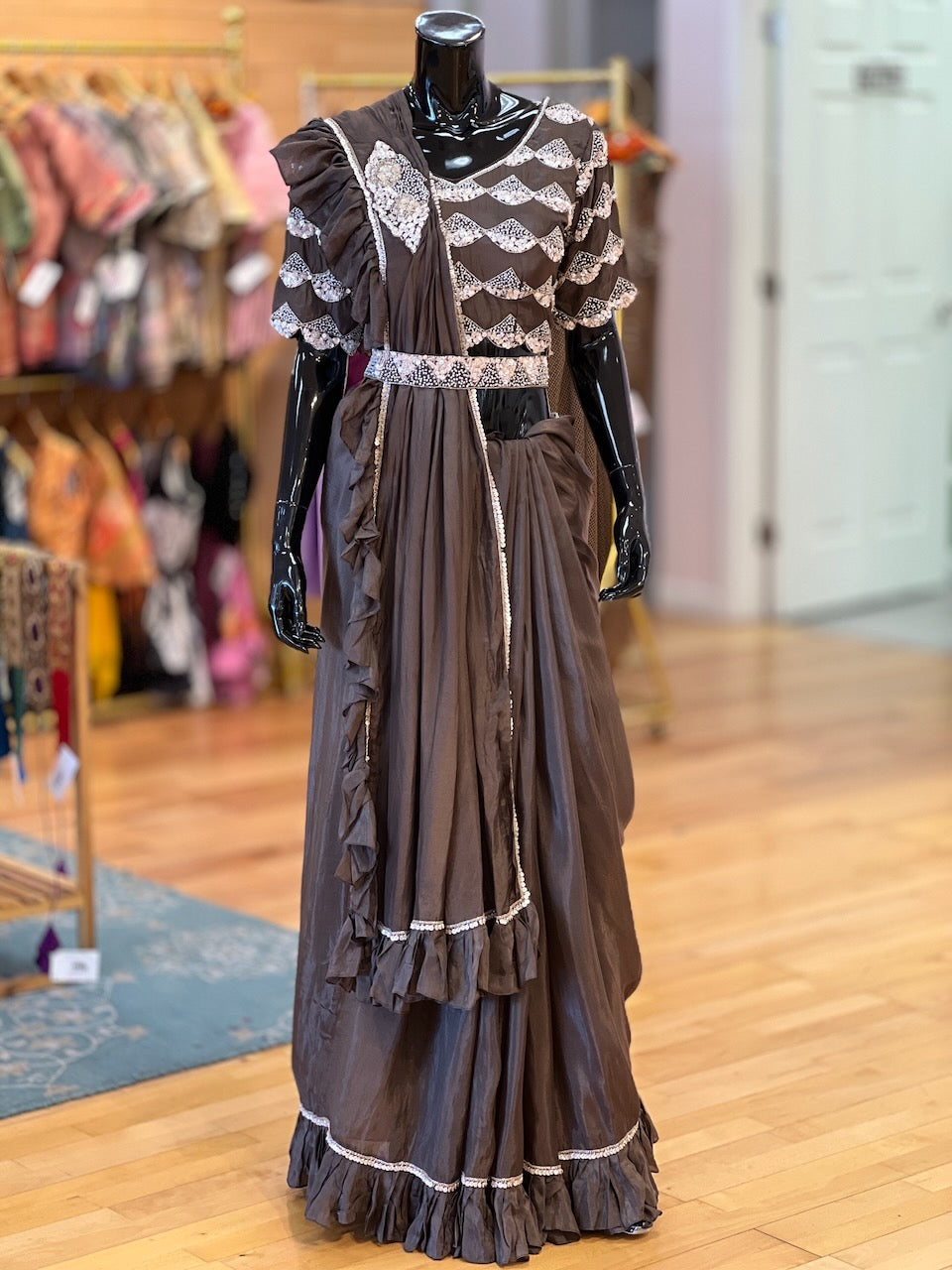 Olive-Brown Saree With Pre-pleated Pallu And Embroidered Blouse With Belt