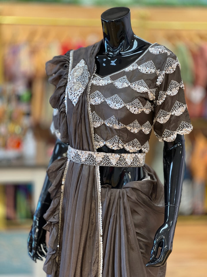 Olive-Brown Saree With Pre-pleated Pallu And Embroidered Blouse With Belt