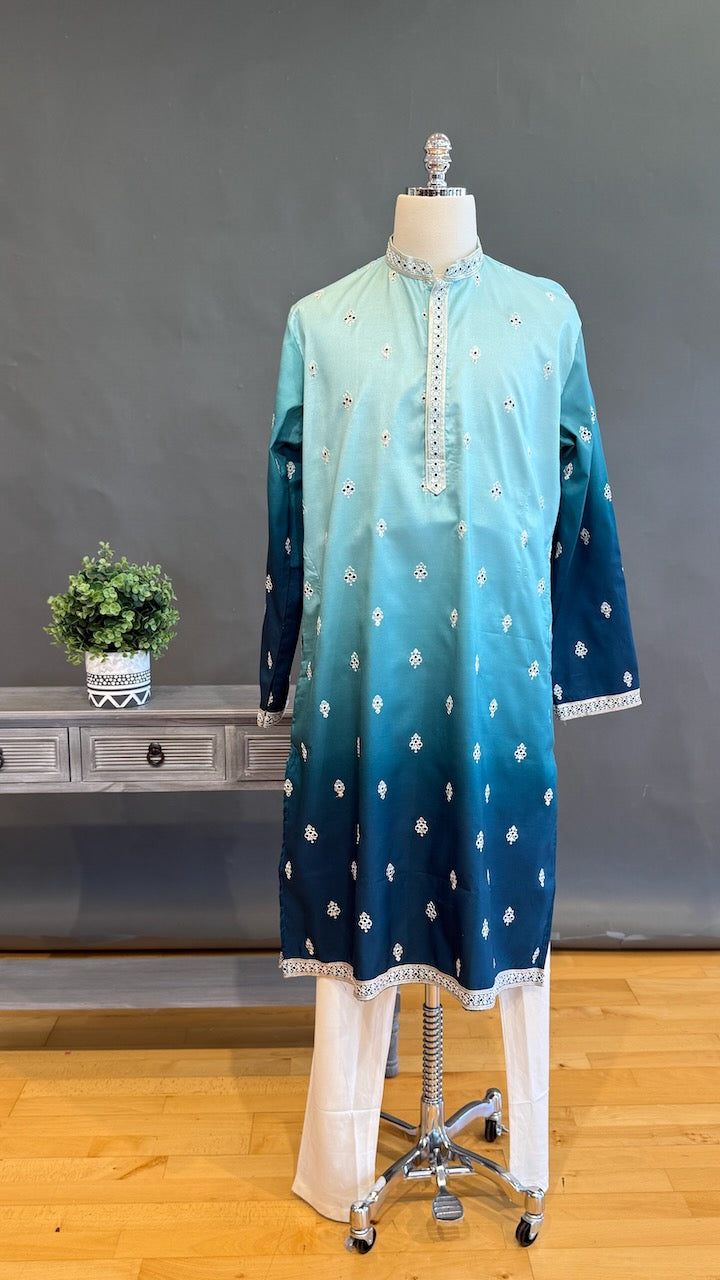 Aqua to Teal Blue Ombre Men&