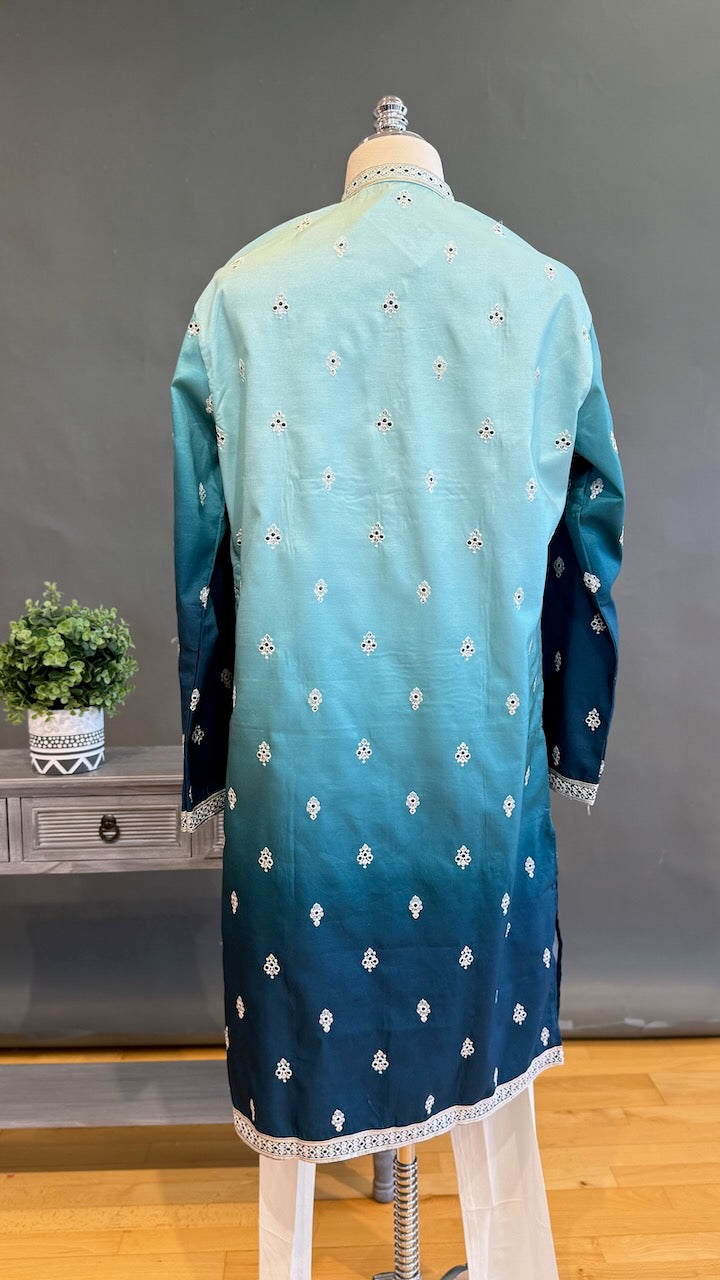 Aqua to Teal Blue Ombre Men&