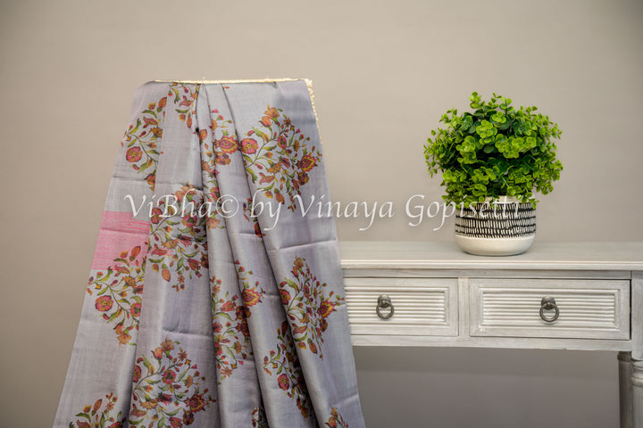Grey Floral Digital Print Kanchi Soft Silk Saree With Yellow Benares Paithani Pallu And Blouse