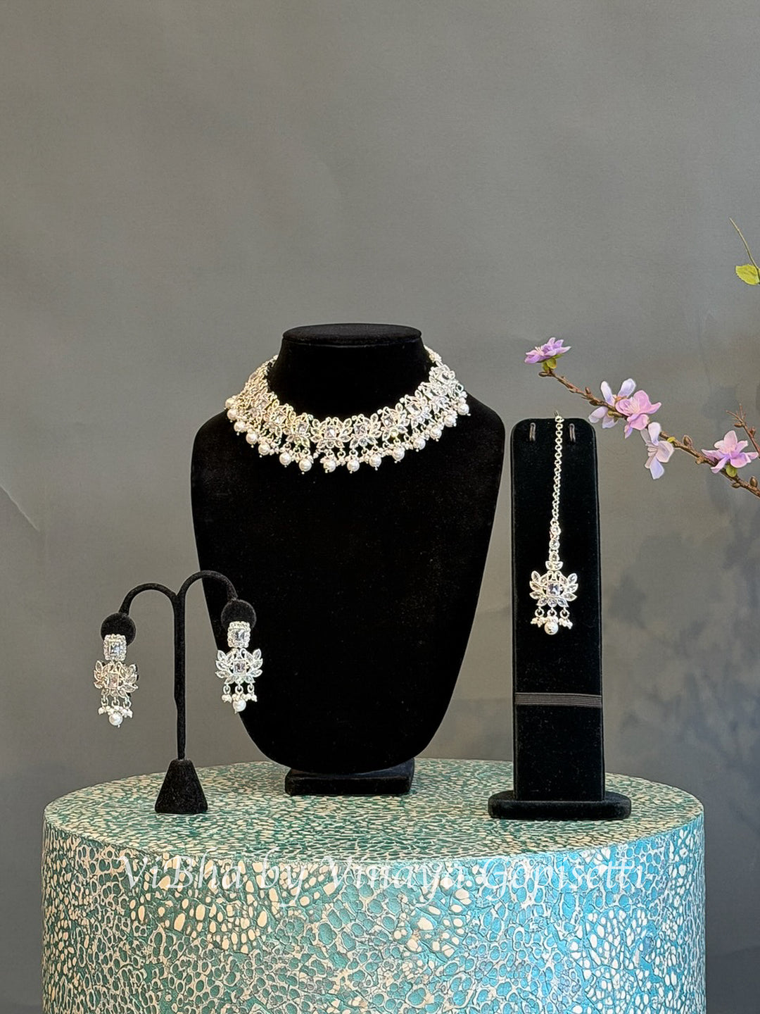 White Finish Clear Stone and Pearl Style Choker Set with Maang Tikka